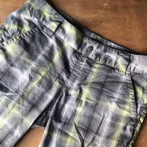 Columbia Omni dry shorts. Women’s Sz 6.
